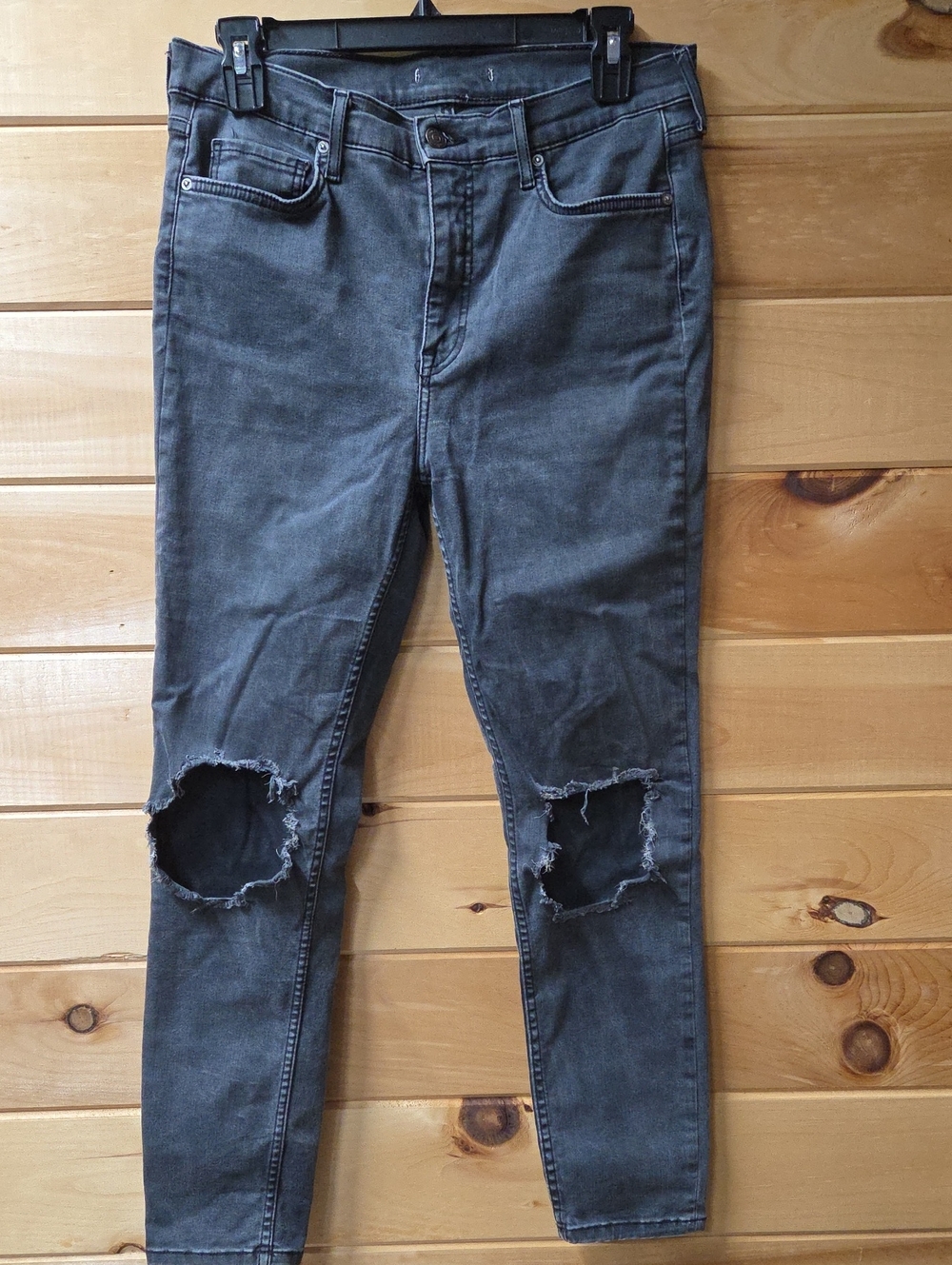 Free People Women's Blackened Gray Distressed Busted Knee Skinny Jeans